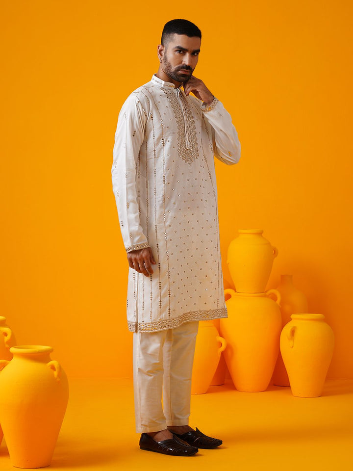SOJANYA LUXE Geometric Embroidered Mandarin Collar Pure Silk Straight Kurta With Trouser