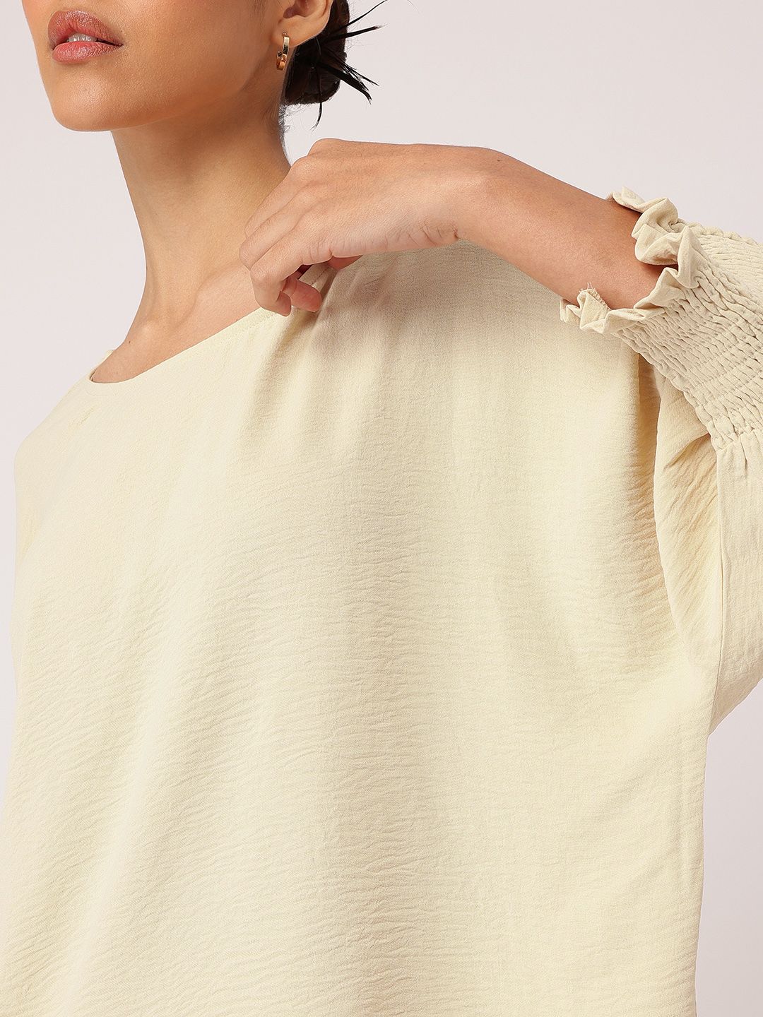 DressBerry Modern Essentials Crinkled Top