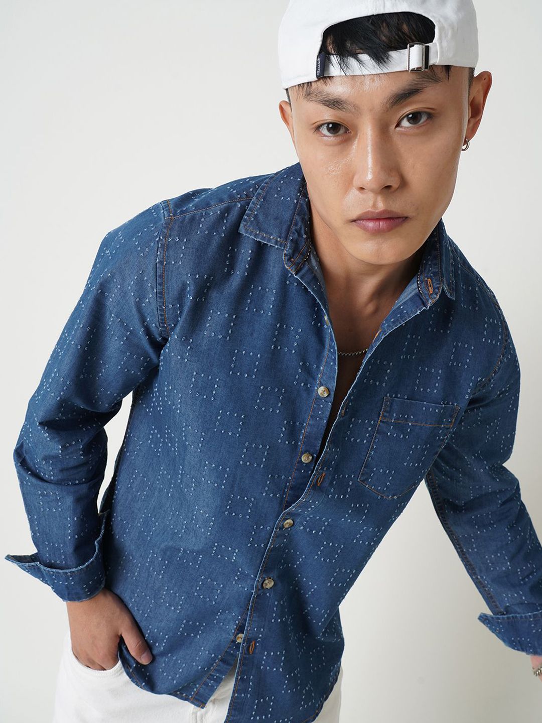 VASTRADO Men Classic Slim Fit Opaque Casual Shirt
