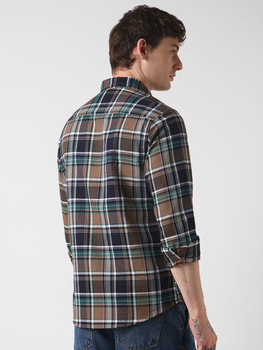 VASTRADO Men Classic Slim Fit Tartan Checks Casual Shirt