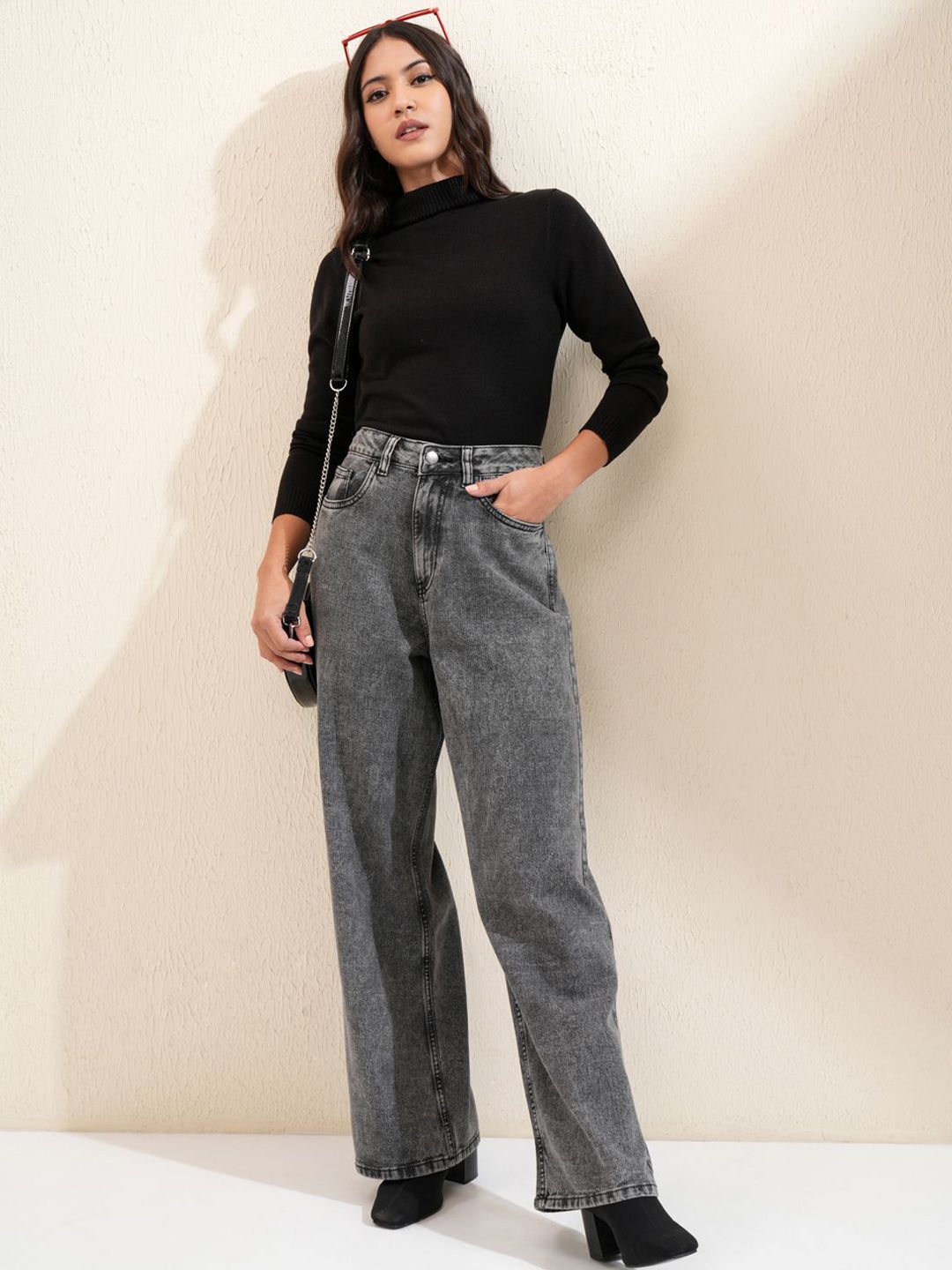 Tokyo Talkies Wanita Pullover
