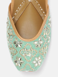 House of Pataudi Women Ethnic Embellished Mojaris