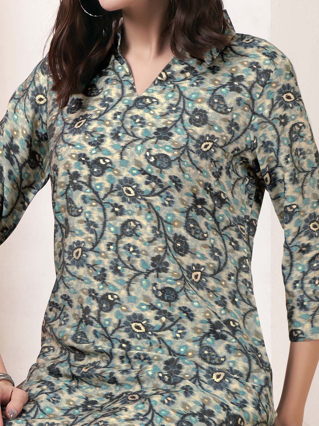 Anouk Floral Printed Shirt Collar Kurta With Trouser