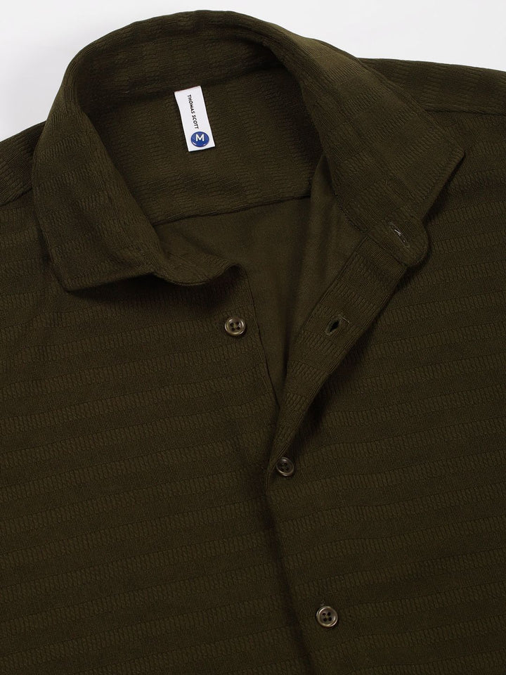 Thomas Scott Men Premium Spread Collar Horizontal Striped Casual Shirt