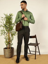 Thomas Scott Men Premium Cutaway Collar Solid Cotton Formal Shirt