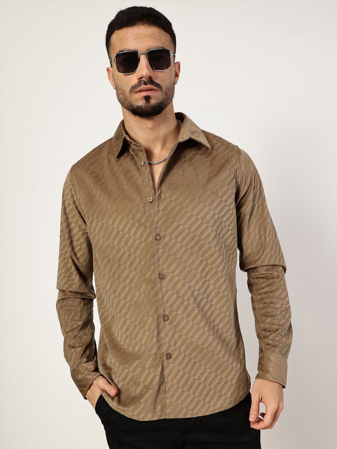 Thomas Scott Men Premium Spread Collar Textured Slim Fit Casual Shirt