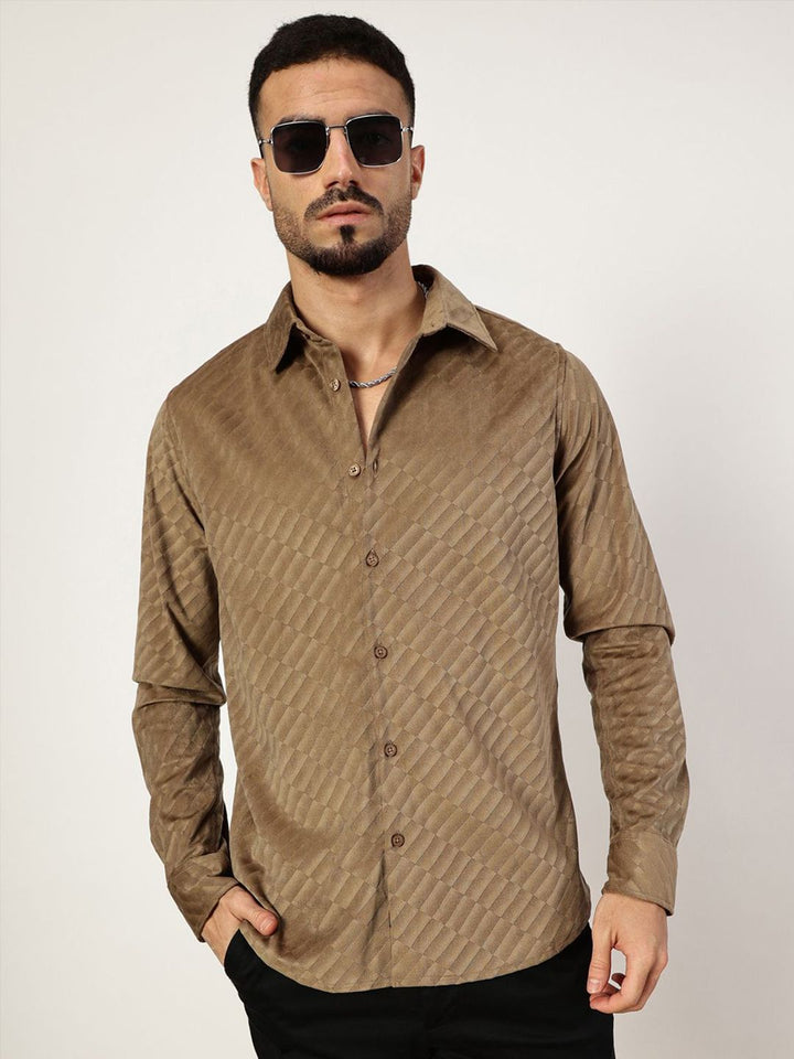 Thomas Scott Men Premium Spread Collar Textured Slim Fit Casual Shirt