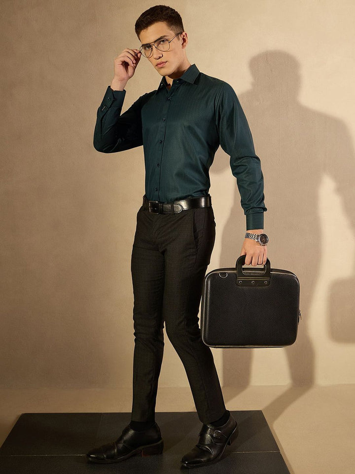 DENNISON Men Smart Spread Collar Textured Party Shirt