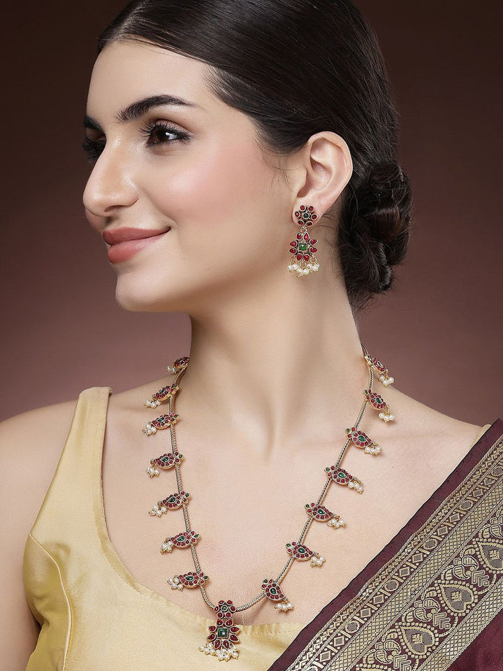 Karatcart Gold-Plated Stone Studded Floral Design Rani Haar Kalung dan Anting-anting