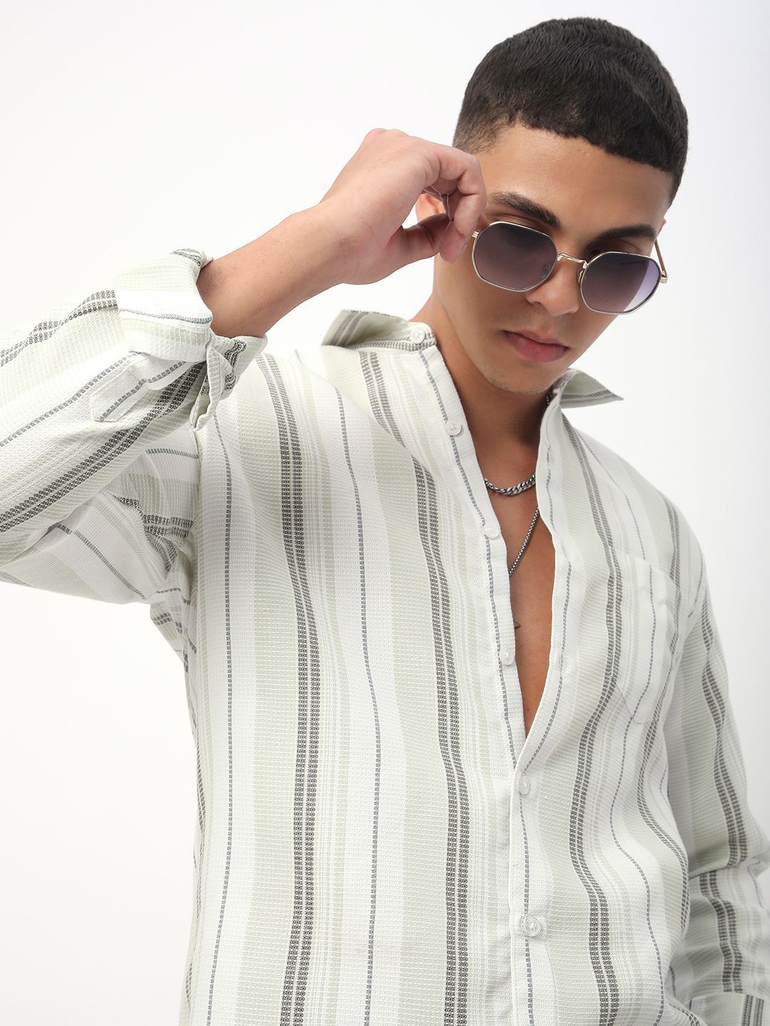 VASTRADO Men Classic Spread Collar Multi Striped Cotton Slim Fit Casual Shirt