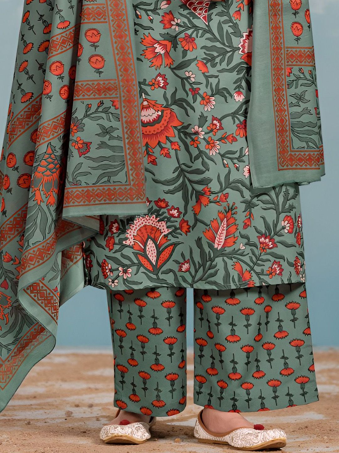 Varanga Women Floral Printed Regular Kurta with Trousers & With Dupatta