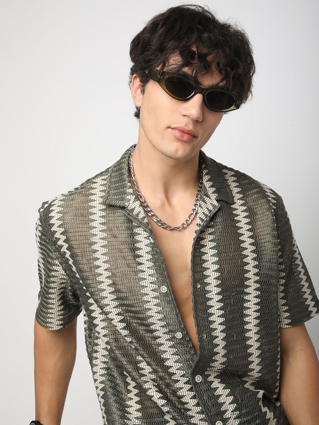 VASTRADO Men Classic Horizontal Stripes Opaque Casual Shirt