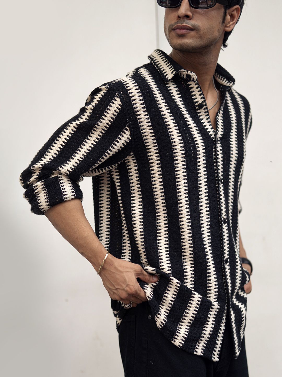Powerlook Men Abstract Printed Spread India Slim Collar Casual Shirt
