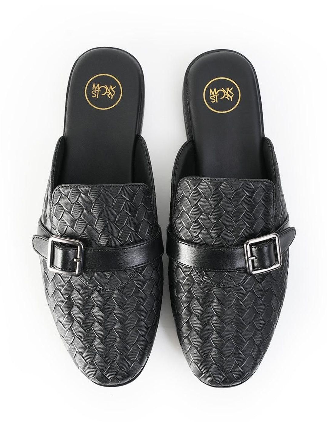 MONKSTORY Men Textured Round Toe Buckled Mules