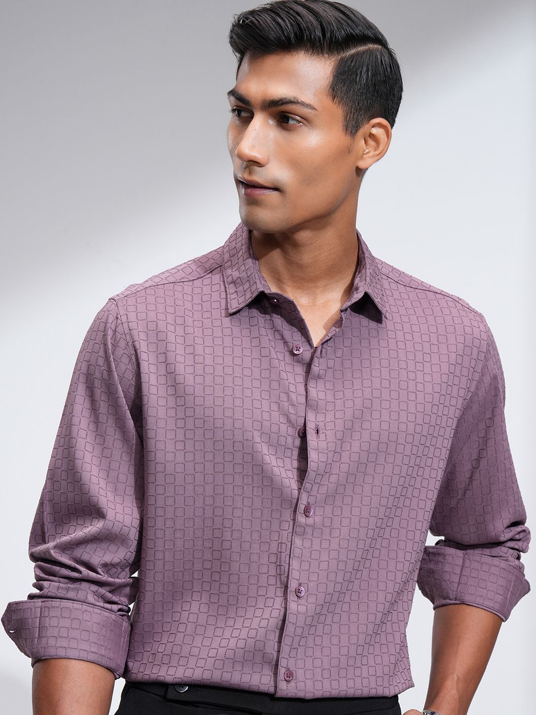 HIGHLANDER Men Slim Fit Spread Collar Textured Solid Casual Shirt