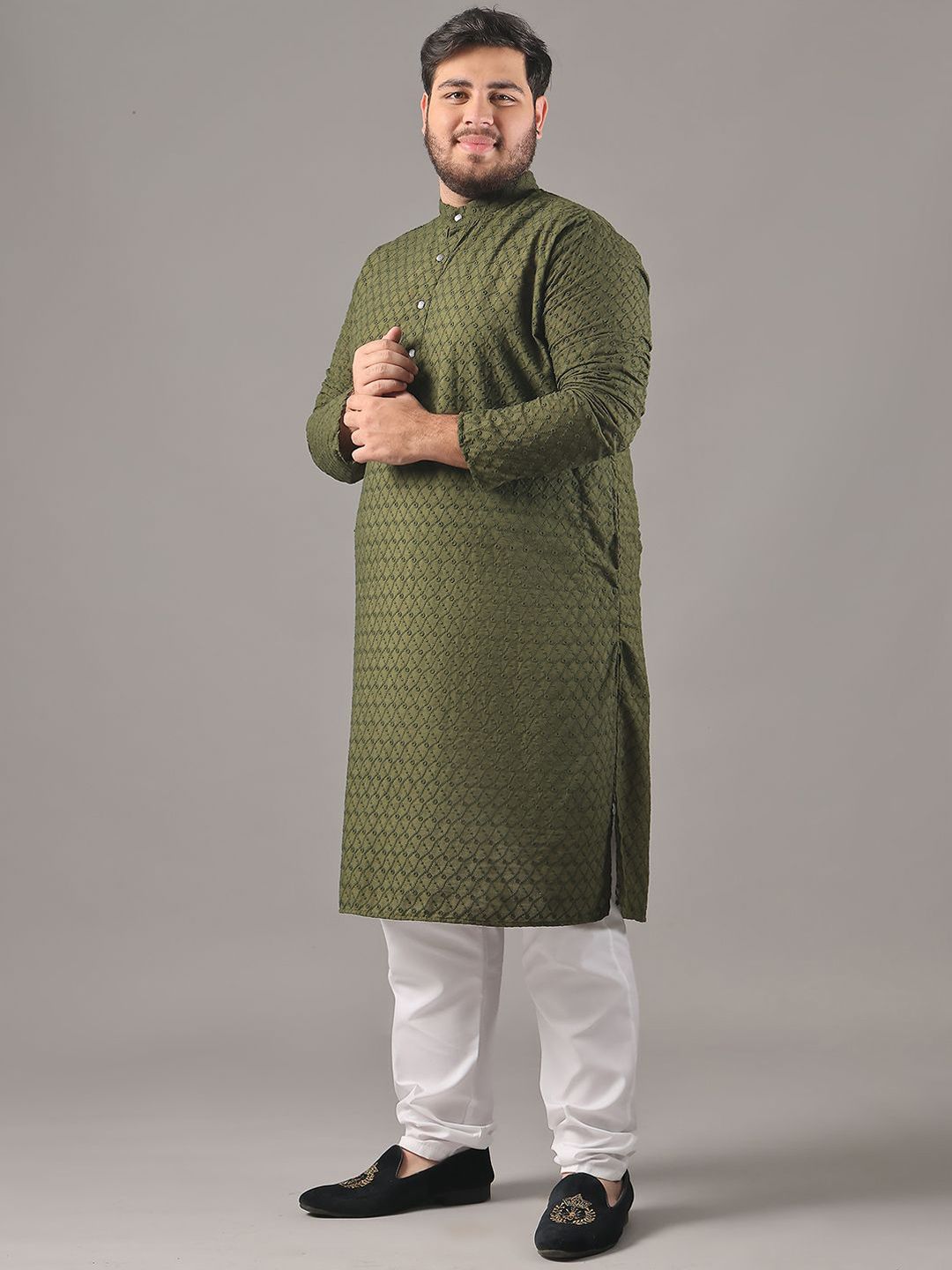 SOJANYA PLUS Size Embroidered Chikankari Band Collar Pure Cotton Straight Kurta
