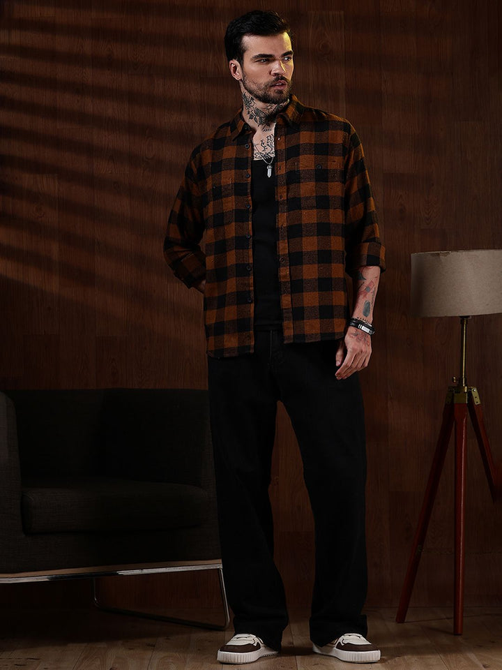 Eszett Men Buffalo Checked Spread Collar Baju Kasual