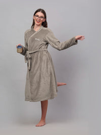 KLOTTHE Woollen Long Sleeves Bath Robe With Belt