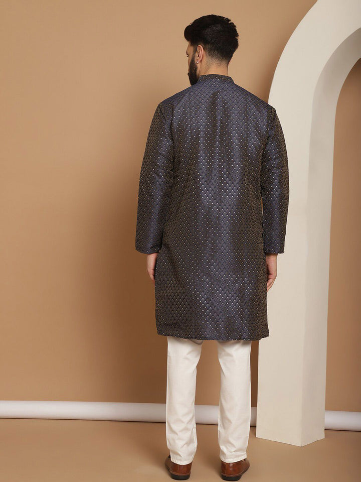 Motif Etnik Anouk Bersulam Kurta Biasa Sutera Jacquard Lurus dengan Churidar