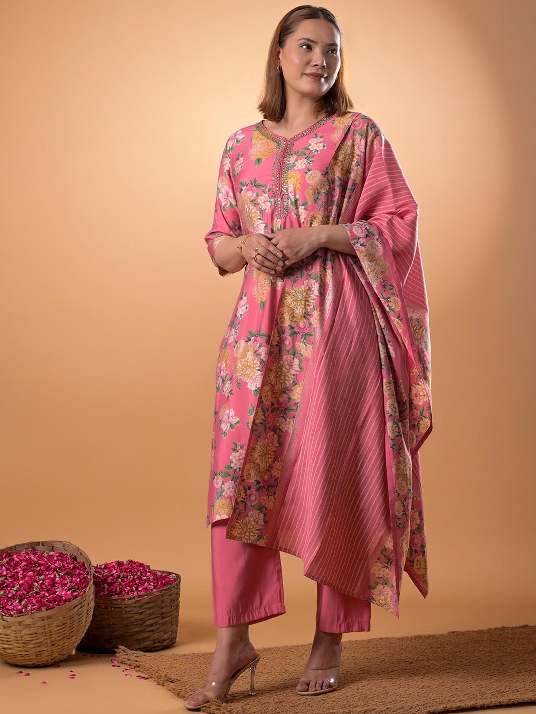 Mamicha Women Embroidered Regular Thread Work Pure Cotton Kurta with Palazzos With Dupatta