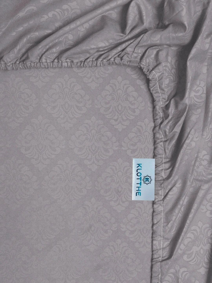 Klotthe Grey Floral Timbul Dilengkapi Cadar 300 TC King dengan 2 Sarung Bantal