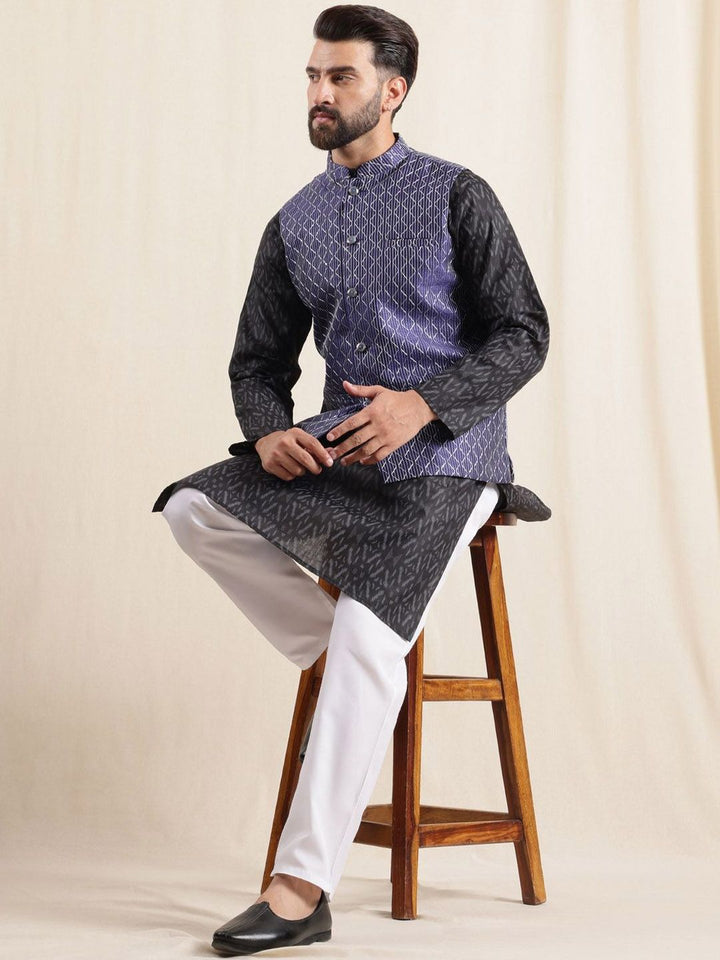 Anouk Men Ikat Bercetak Kurta Biasa dengan Piyama