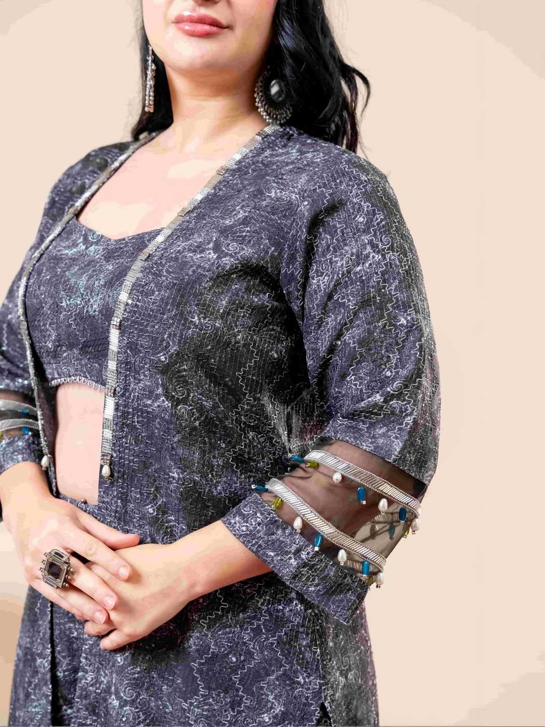 Mamicha Printed V- Neck Crop Top With Cape & Palazzos Co-Ords Set