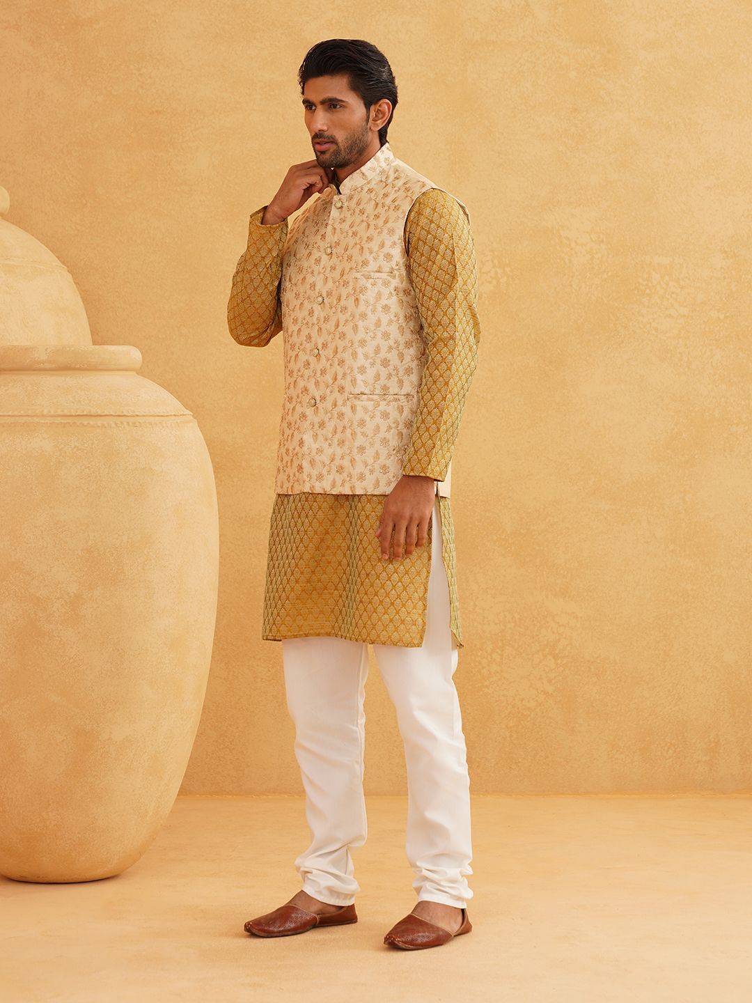 SOJANYA Ethnic Motifs Woven design Band Collar Kurta With Churidar And Nehru Jacket