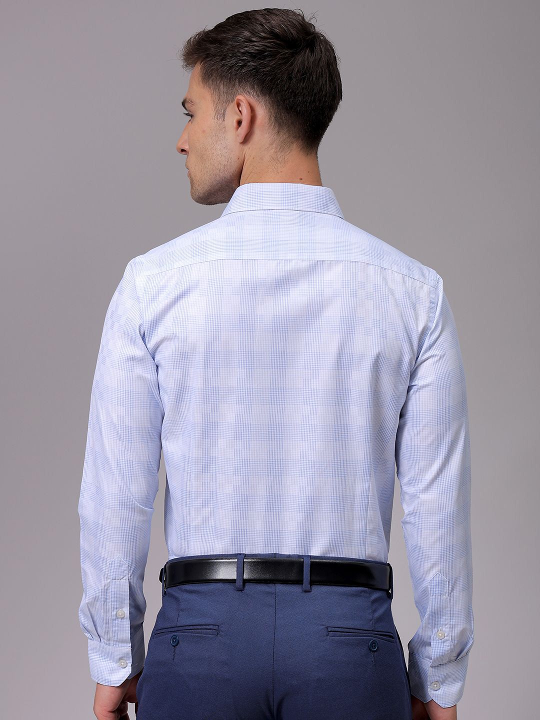 The Indian Garage Co. X Luxe Men Slim Fit Opaque Checked Formal Shirt