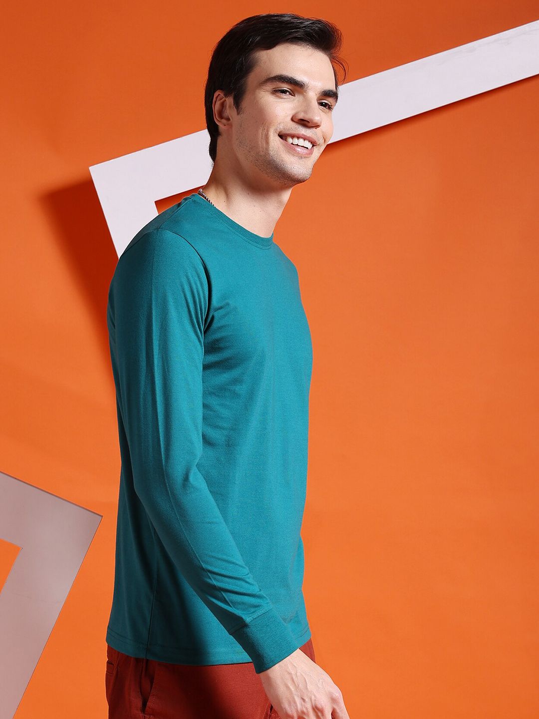 The Indian Garage Co Round Neck Long Sleeves T-shirt