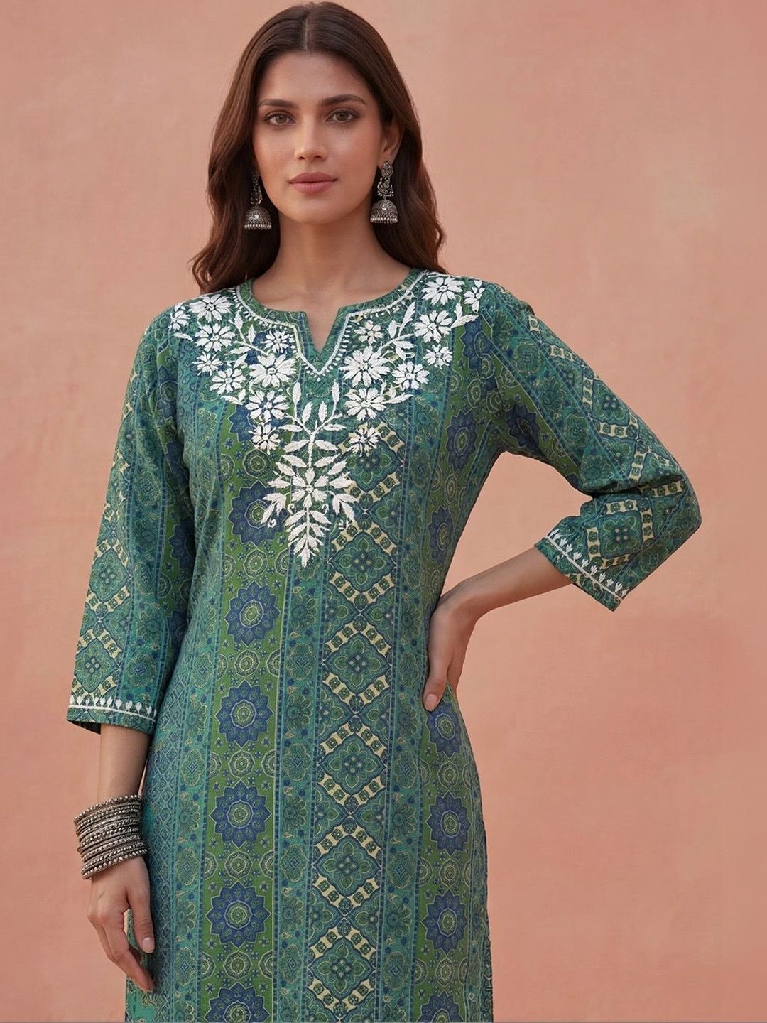 House of Chikankari Women Regular Chikankari Silk Crepe Kurta with Trousers