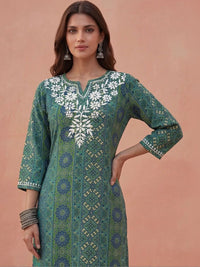 House of Chikankari Women Regular Chikankari Silk Crepe Kurta with Trousers