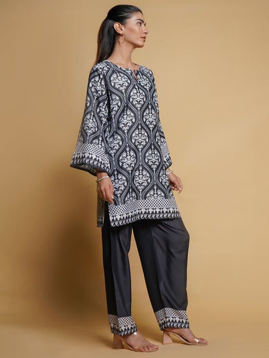 HOUSE OF KARI Printkari Printed Tunic & Trouser