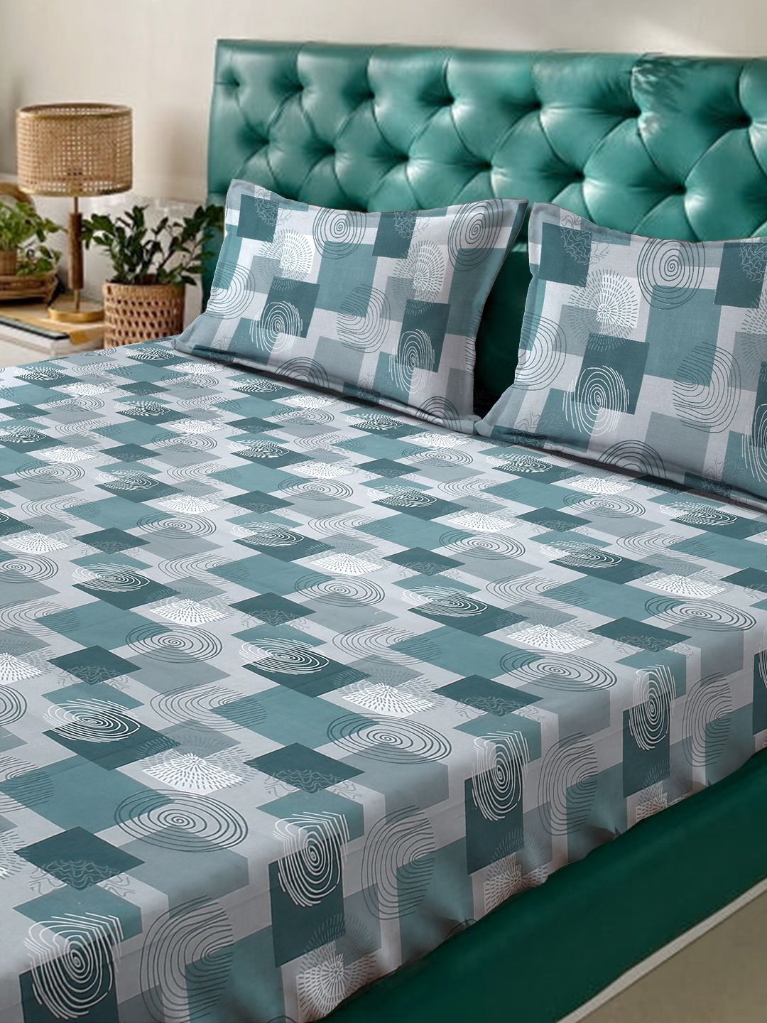 Myntra Elegant Homes Green Geometric Pure Cotton 400 TC King Bedsheet Set-2.5mX2.25m