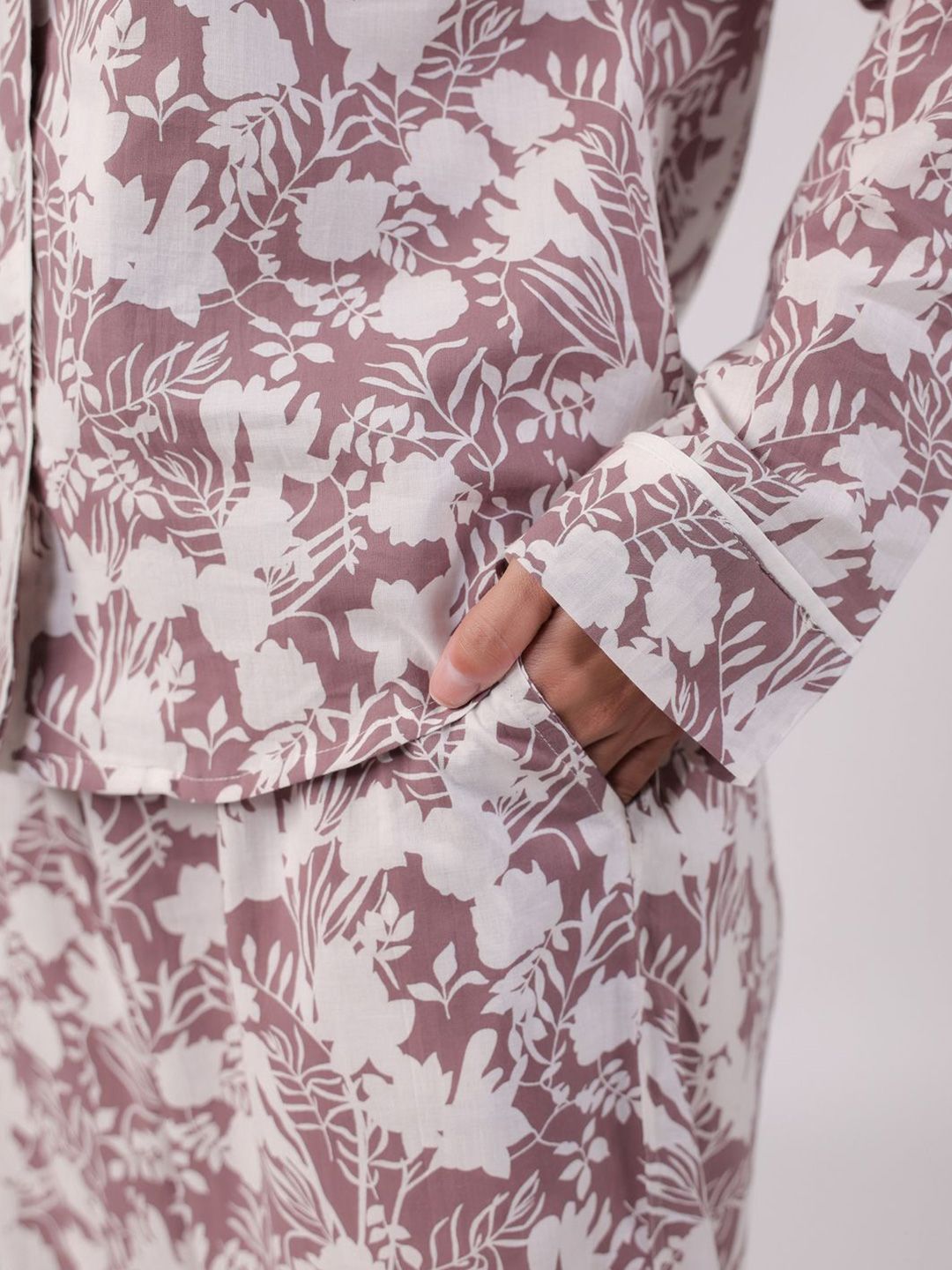 SANSKRUTIHOMES Women Printed Pure Cotton Night suit