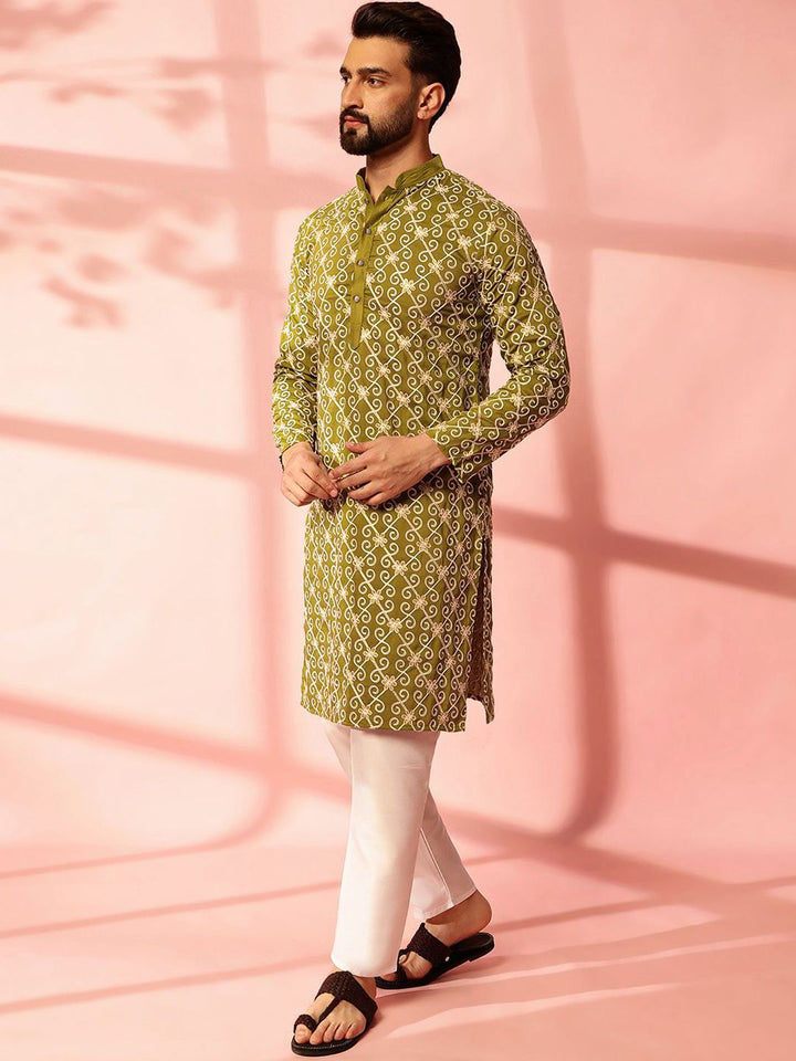 Anouk Floral Embroidered Mandarin Collar Thread Work Cotton Straight Kurta