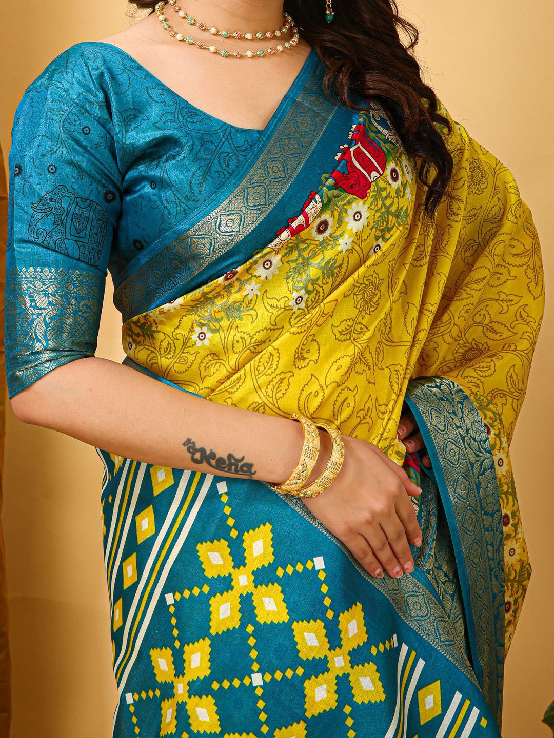 KALINI Kalamkari Printed Sungudi Saree