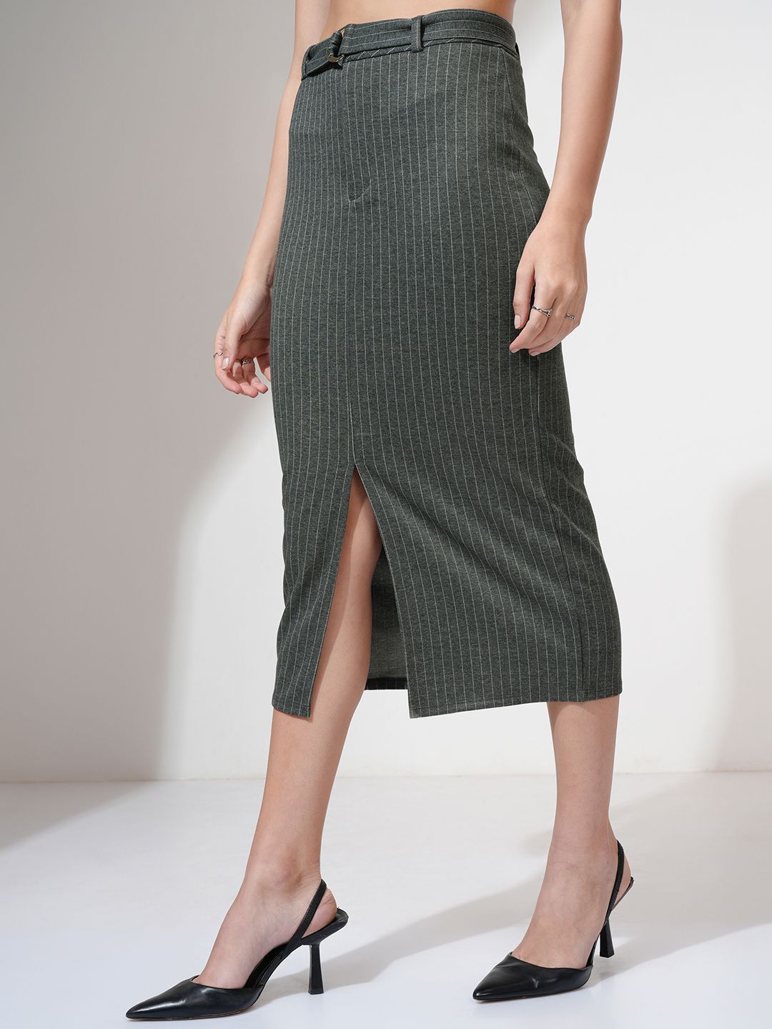 CHIC BY TOKYO TALKIES Women Striped Pencil Midi Skirt
