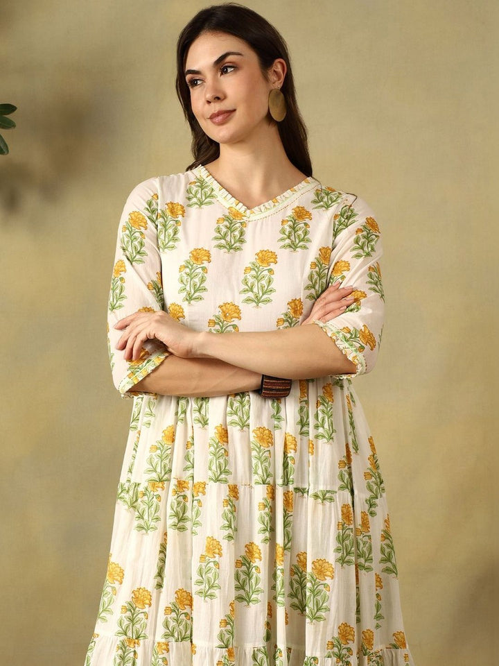 Mamicha Floral Print A-Line Maxi Dress