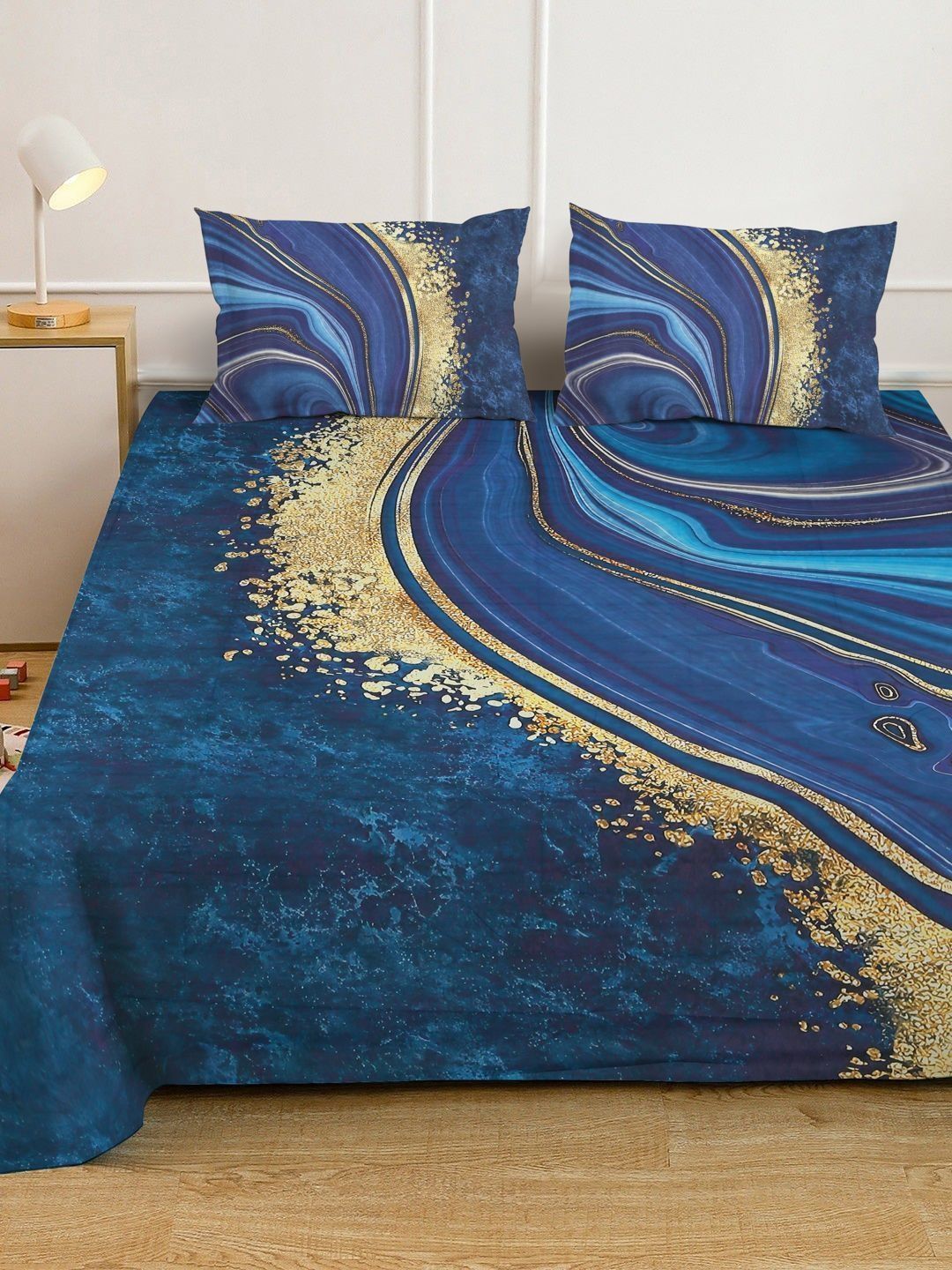 Blue Abstract Printed 7D 400 TC Double King Superfine Bedsheet With 2 Pillow Cover