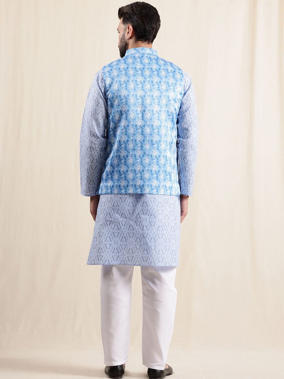 Anouk Men Geometric Printed Kurta with Pyjamas & Nehru Jacket