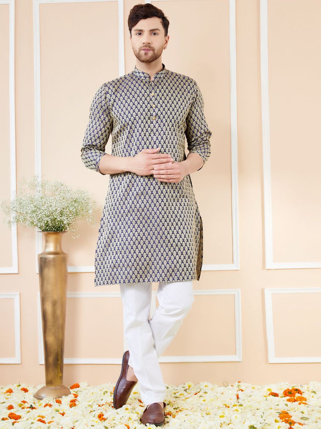 See Designs Ethnic Motifs Woven Design Long Sleeves Regular Straight Kurta & Pyjama