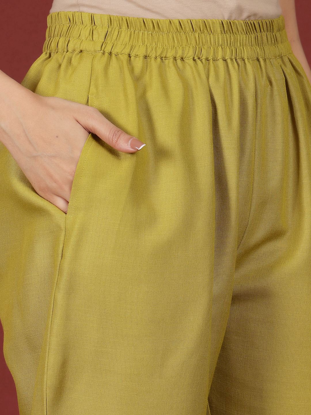 Varanga Round Neck Straight Kurta With Trousers