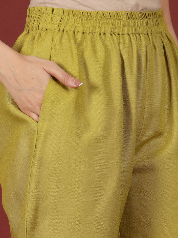 Varanga Round Neck Straight Kurta With Trousers