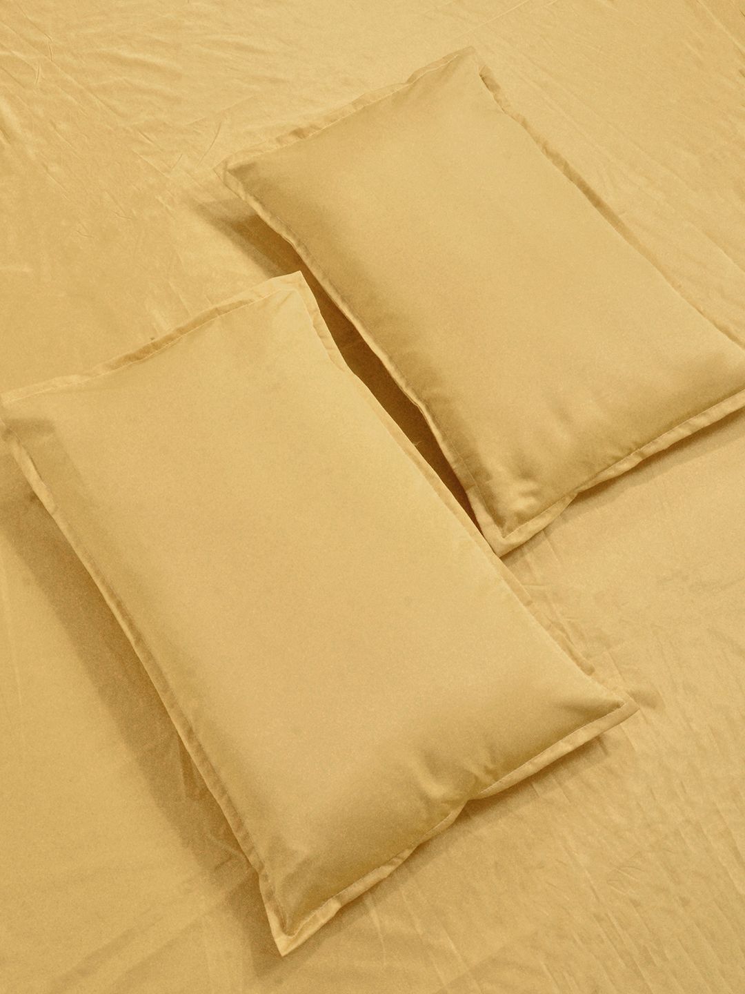 KLOTTHE Yellow 400TC Satin Super King Cadar Katil Double & 2 Sarung Bantal & 2 Sarung Kusyen