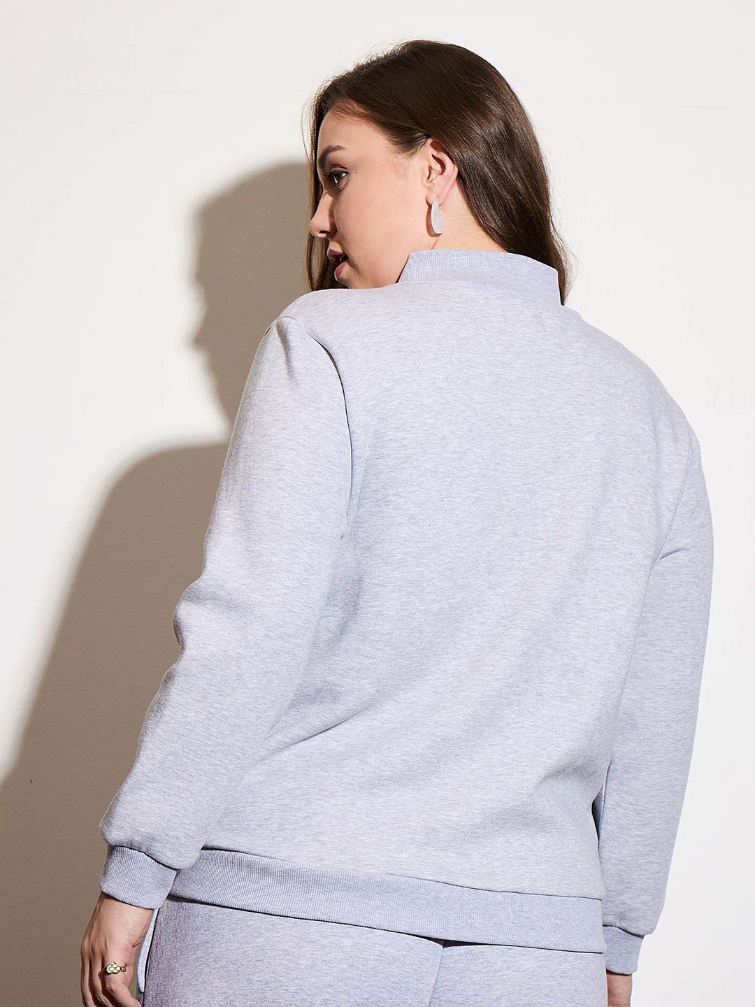 SASSAFRAS Curve Women Long Sleeves Sweatshirt