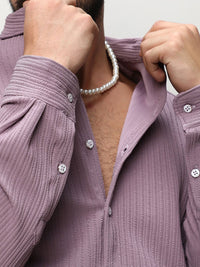 Campus Sutra Men Comfort Fit Textured Spread Collar Casual Shirt