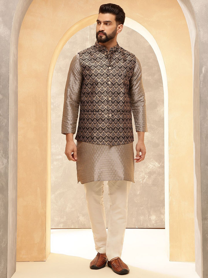 Anouk Grey Embroidered Mandarin Collar Jacquard Silk Kurta With Pyjama And Nehru Jacket