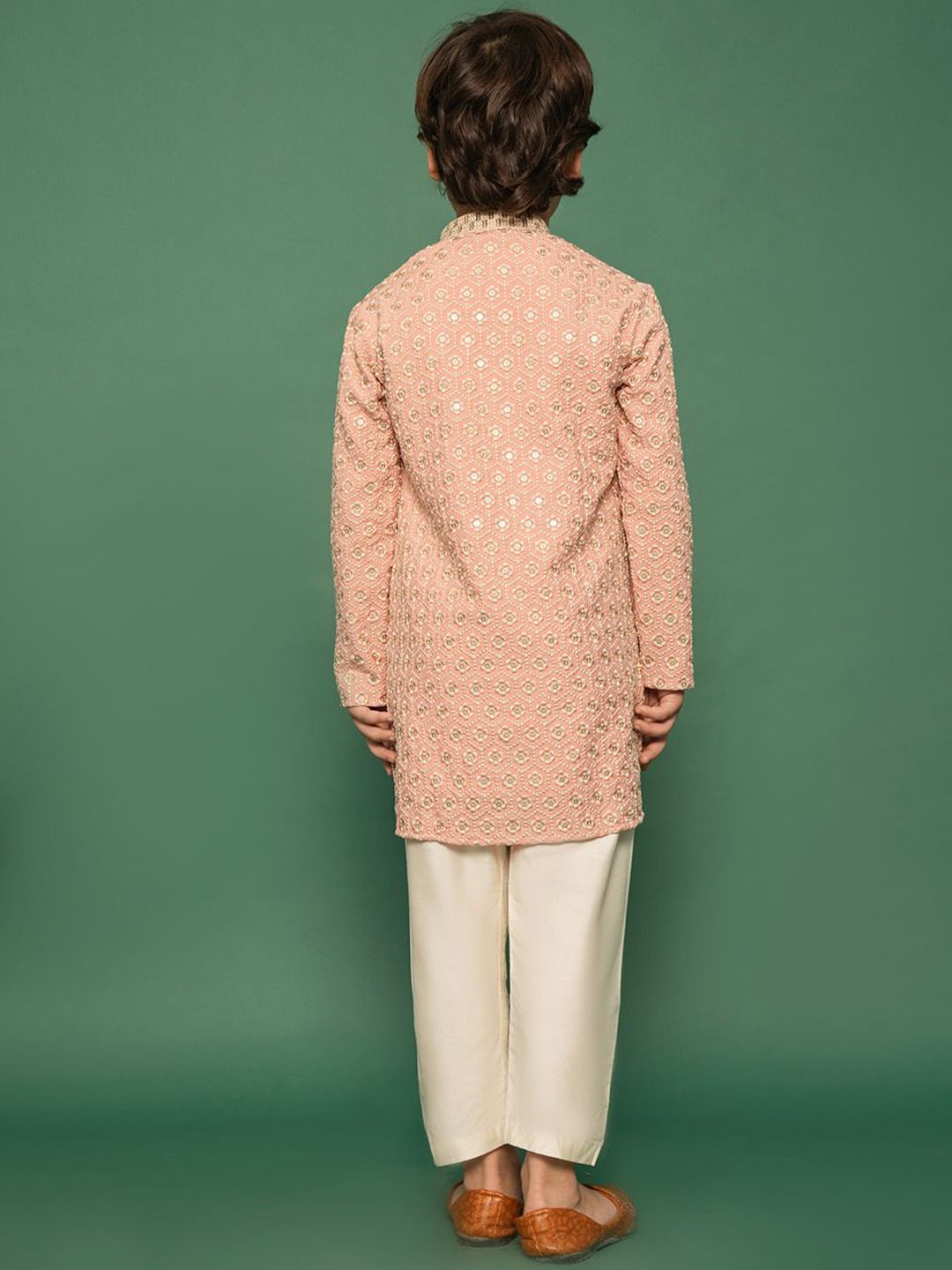 VASTRAMAY Boys Embroidered Regular Sequinned Kurta with Pyjamas