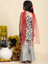 Cutiekins Girls Ethnic Motifs Printed One Shoulder Straight Kurta With Sharara & Dupatta